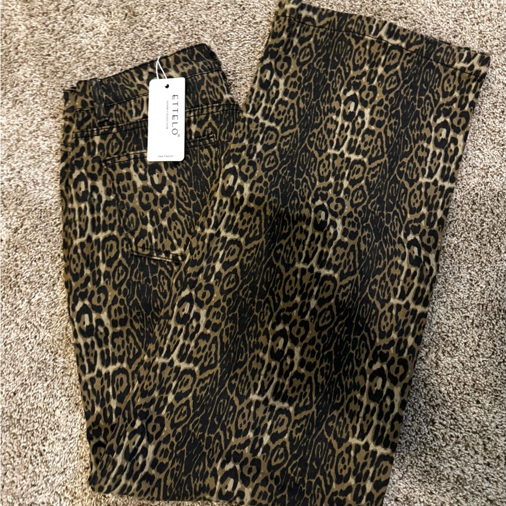 Stello Leopard Print Pants